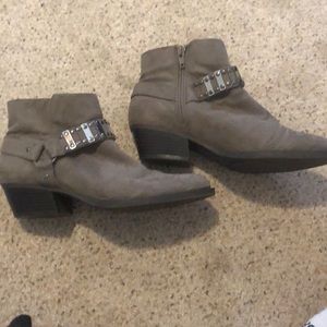 Nine West Booties sz 6